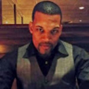 Meet your Posher, Derrick